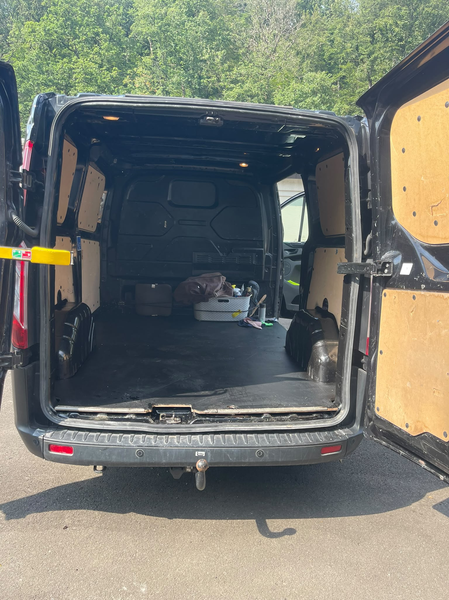 Ford Transit Custom Transit Custom 300 L1H1 LKW VA Basis — photo 3