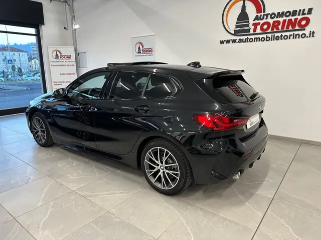 BMW 1 Series view 6