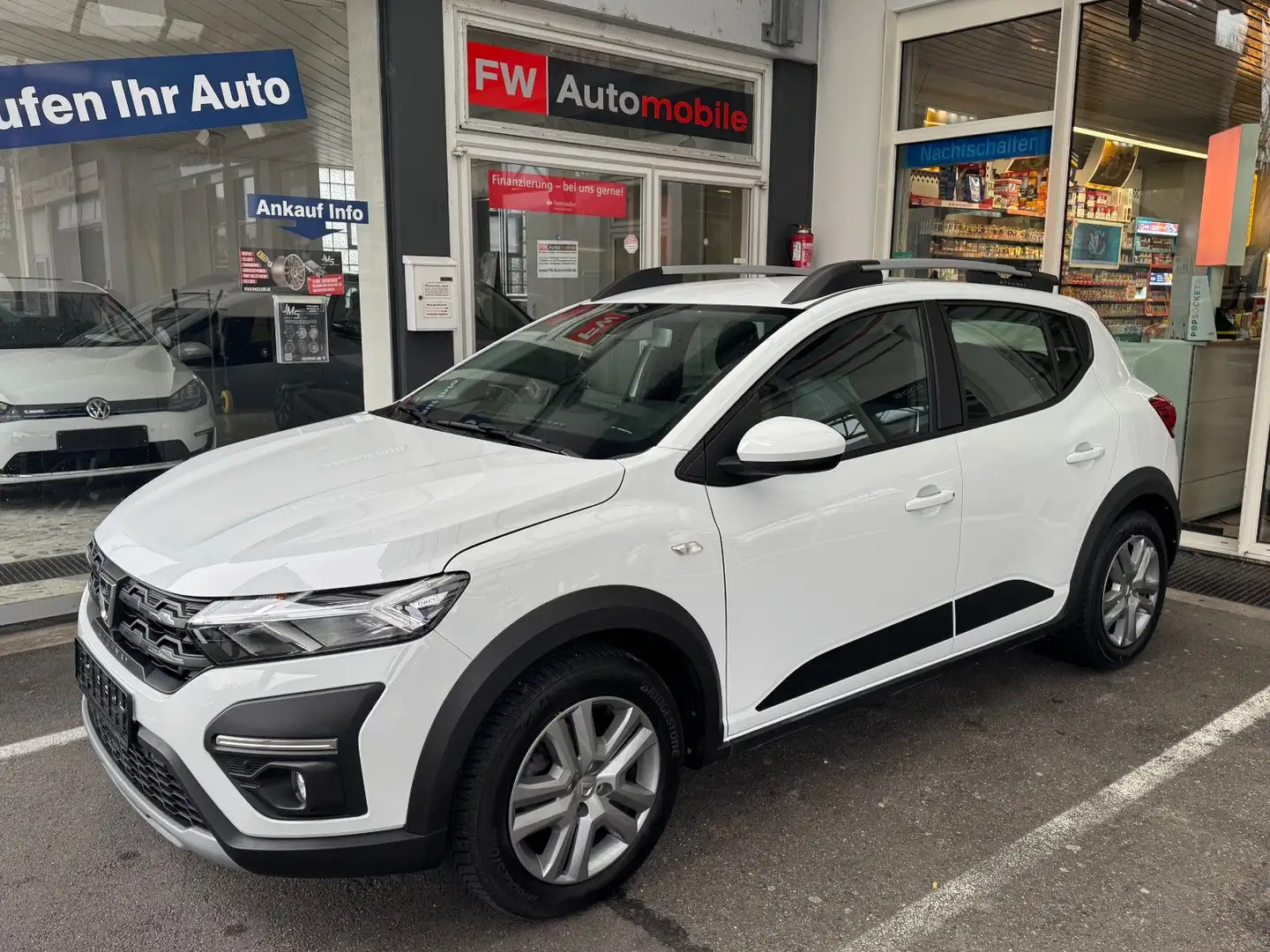 Dacia Sandero III 1,0 TCe Stepway Comfort Sitzhzg AHK Weiß - 1