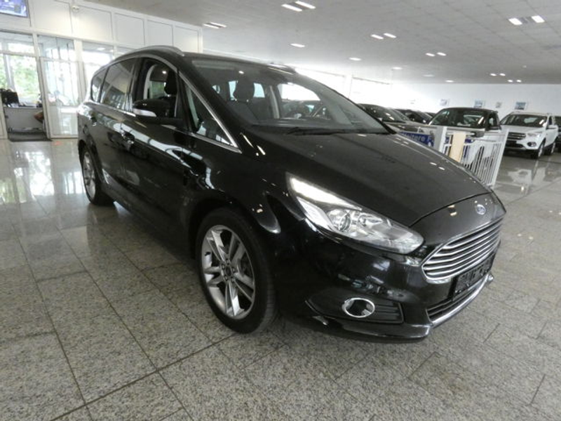 Ford S-Max 1.5 Titanium 7-SITZE+NAV+SITZHEIZ+SPURHALT — photo 3