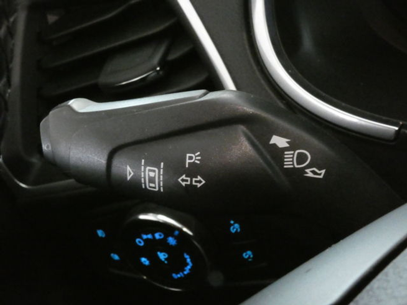 Ford S-Max 1.5 Titanium 7-SITZE+NAV+SITZHEIZ+SPURHALT — photo 14