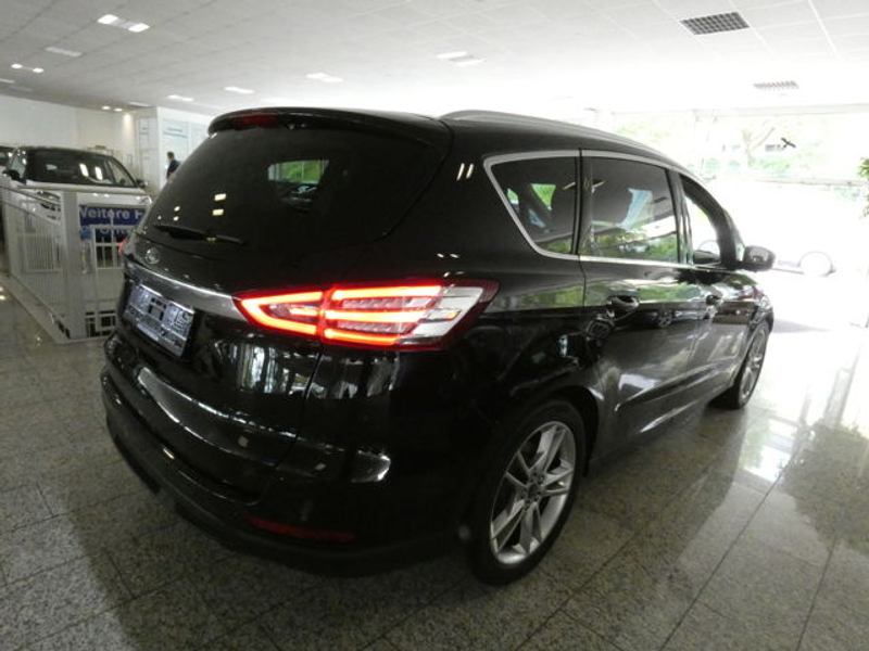 Ford S-Max 1.5 Titanium 7-SITZE+NAV+SITZHEIZ+SPURHALT — photo 4