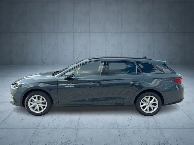 Seat Leon view 2