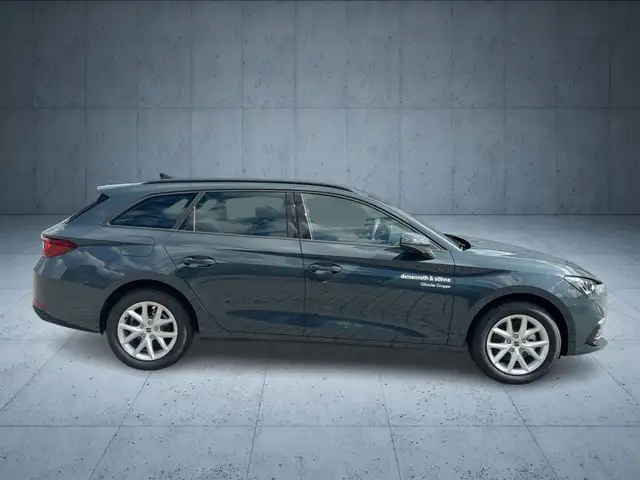 Seat Leon view 6