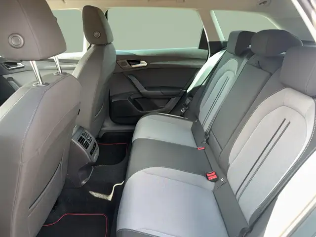 Seat Leon view 12