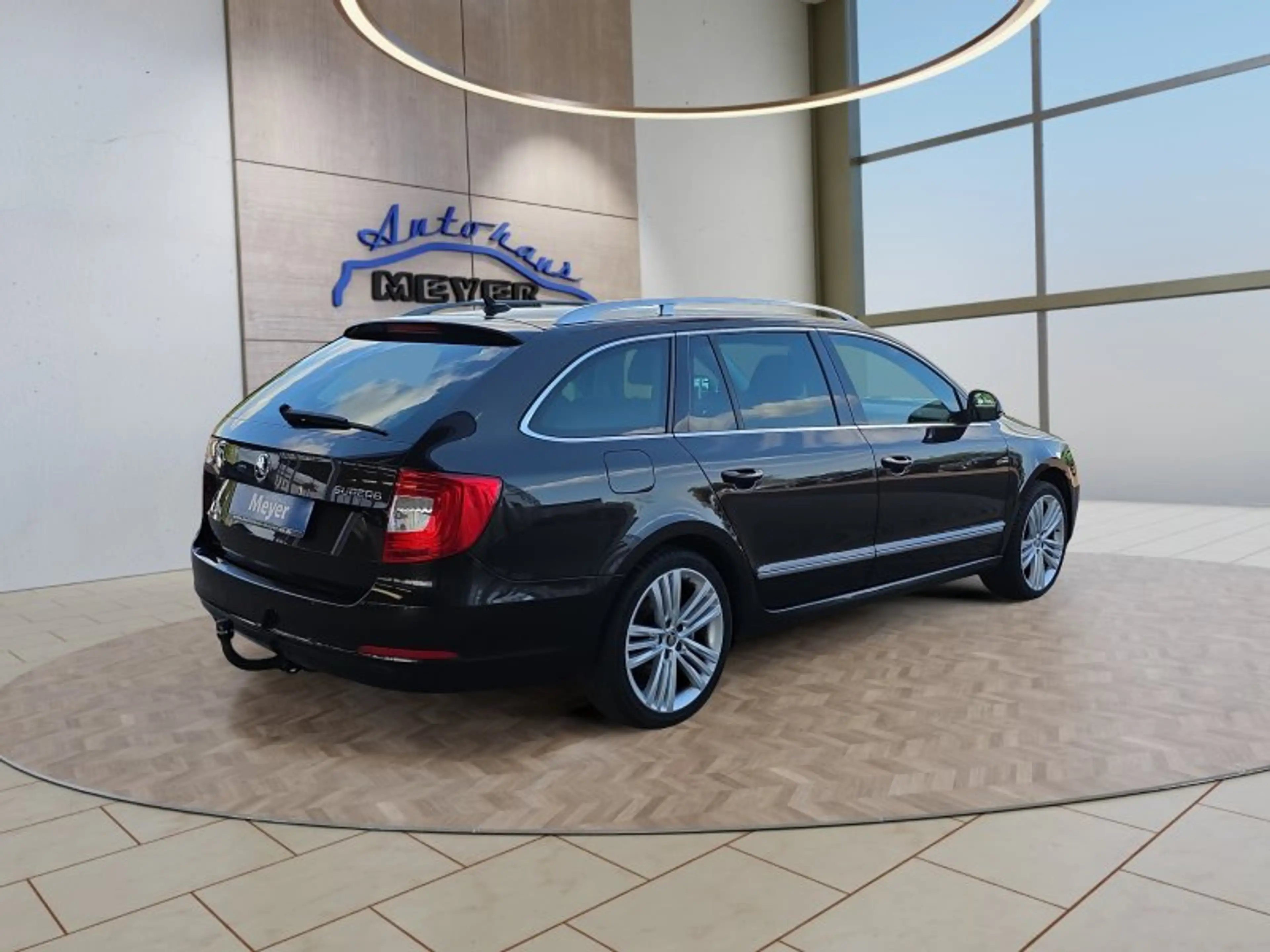Skoda Superb Eleg.2,0TDI DSG Pano/Leder/Navi/AHK — photo 5