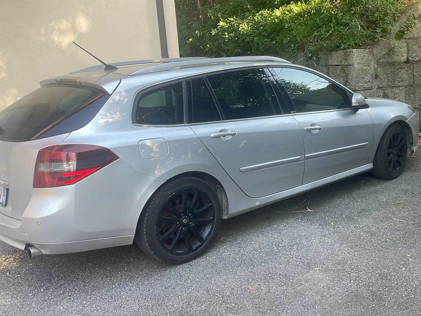 Renault Laguna Laguna SporTour 2.0 dci 4Control esm 150cv Grigio - 1
