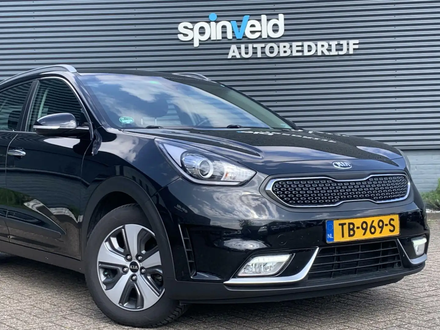 Kia Niro 1.6 GDi Hybrid DynamicLine BJ`18 NAP NL 1ste Eig. Zwart - 2