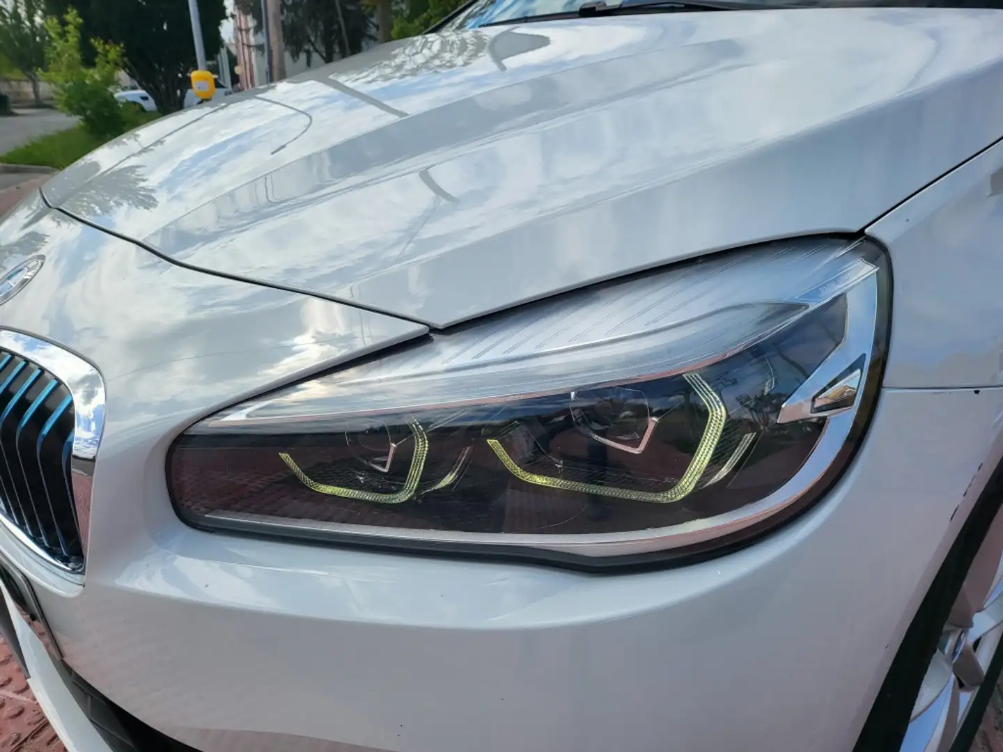 BMW 225 225xe iPerformance Active Tourer Weiß - 2
