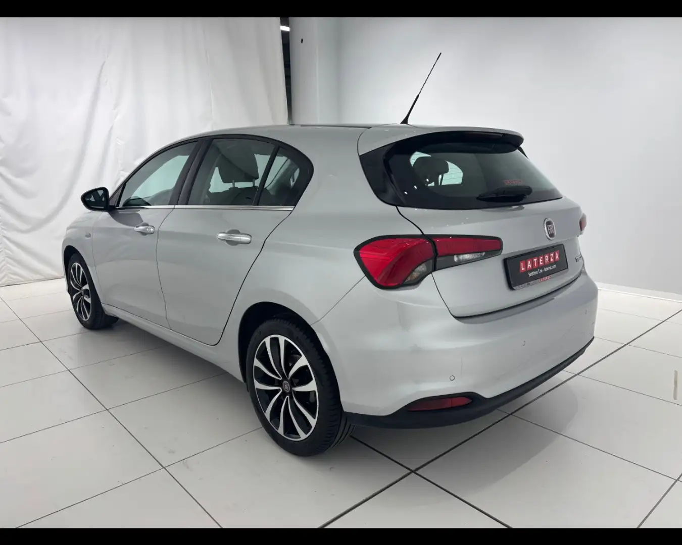 Fiat Tipo 5 Porte 1.4  Lounge Grigio - 2