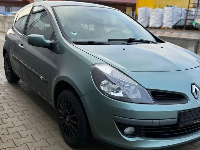 Renault Clio view 13