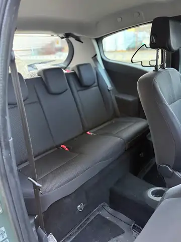 Renault Clio view 7