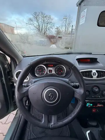 Renault Clio view 5