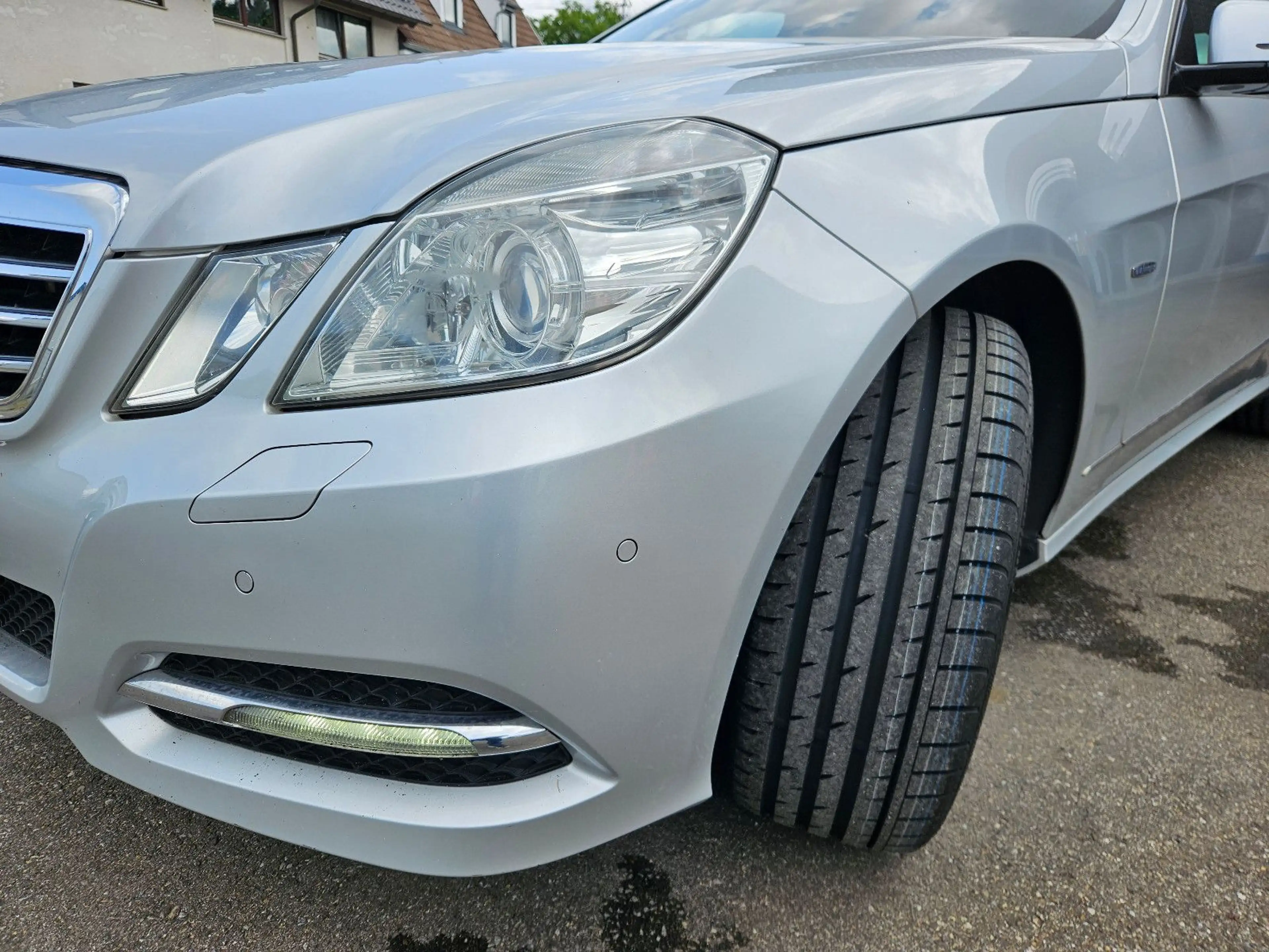Mercedes-Benz E 350 4MATIC BlueEFFICIENCY AVANTGARDE — photo 15
