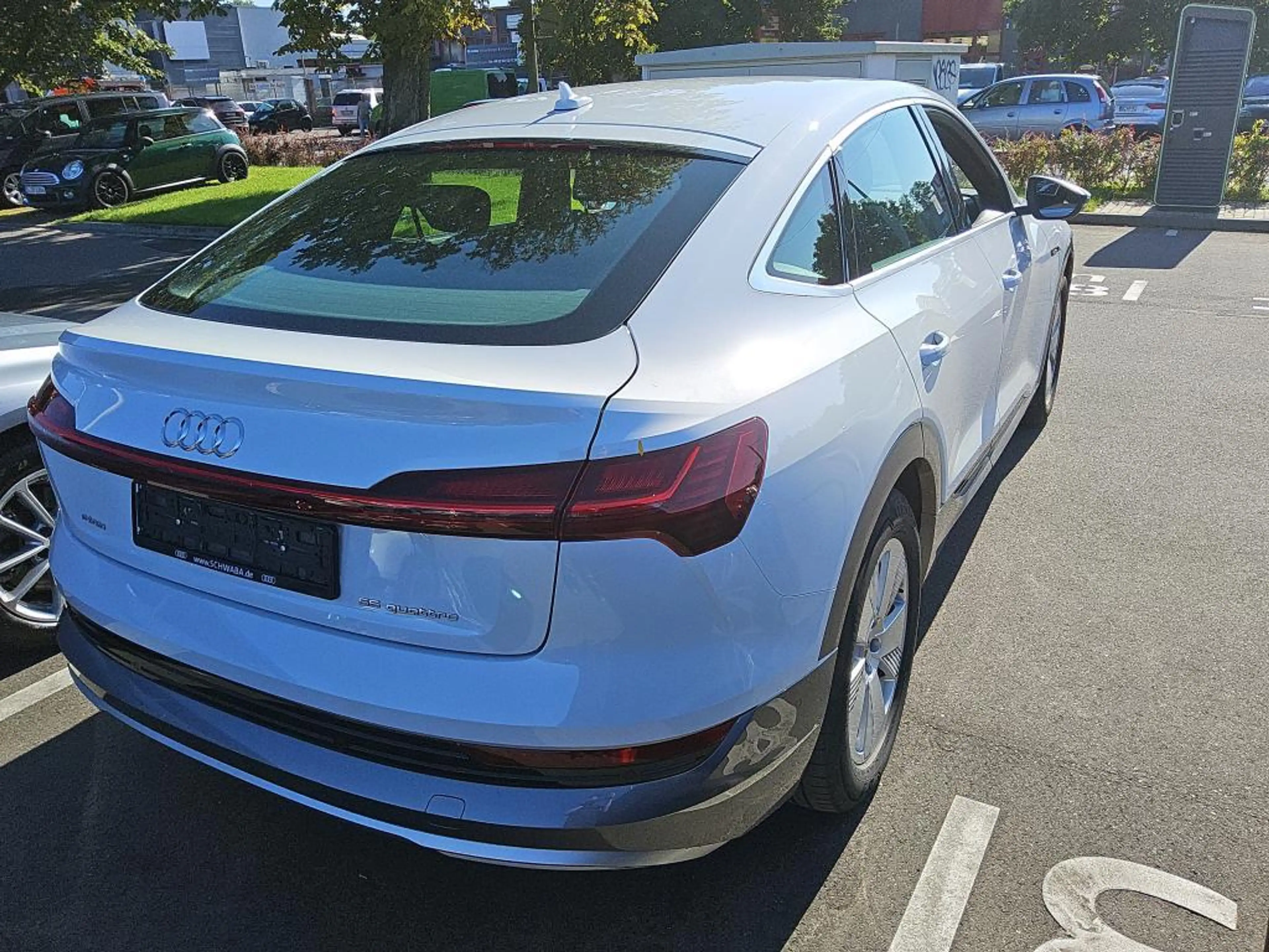 Audi e-tron SPORTBACK 55 S LINE LED/ACC/HuD/NAVI/DAB — photo 9