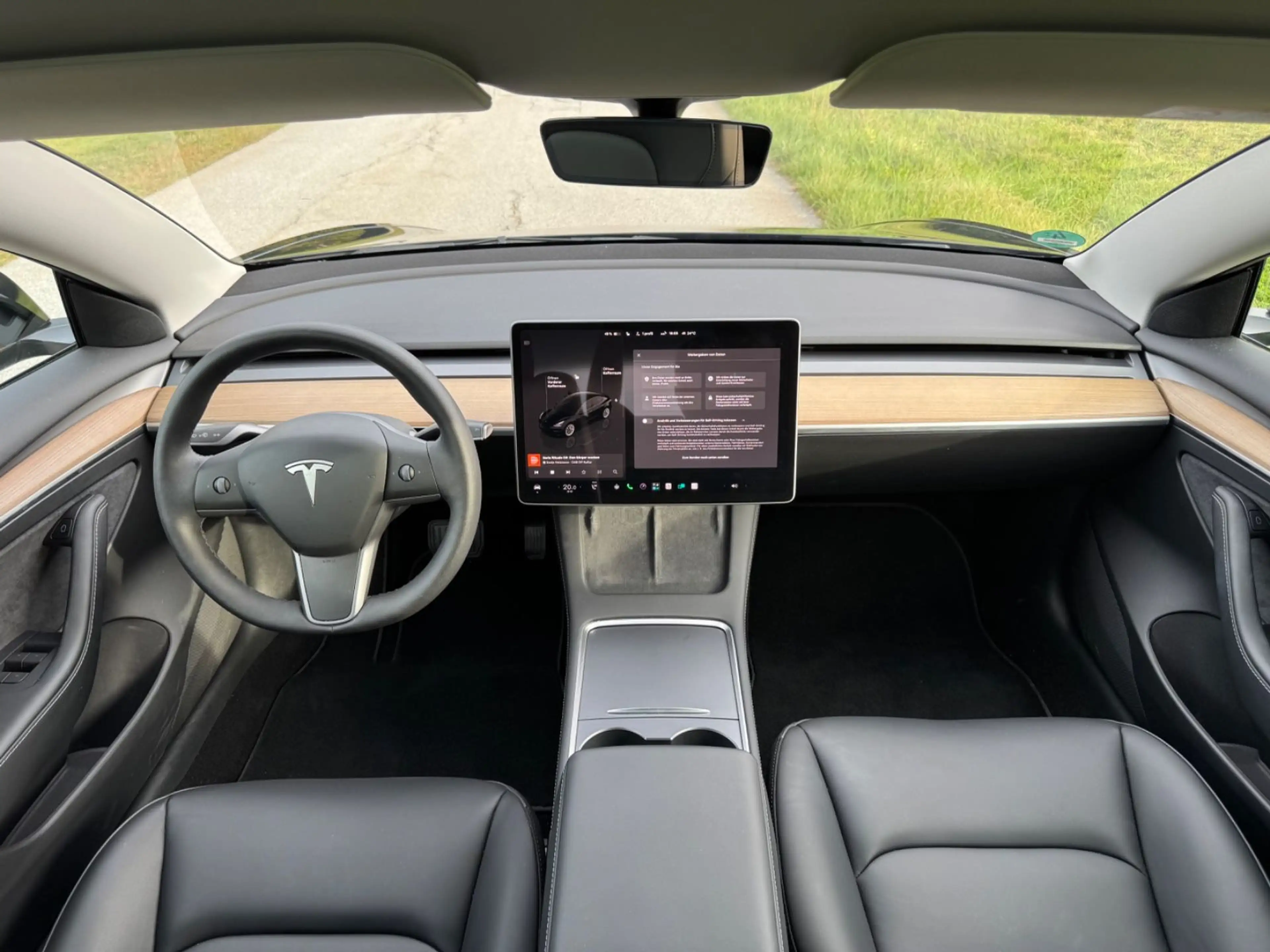 Tesla Model 3 Long Range Dual AWD RYZEN ALLRAD 19"MWST — photo 14