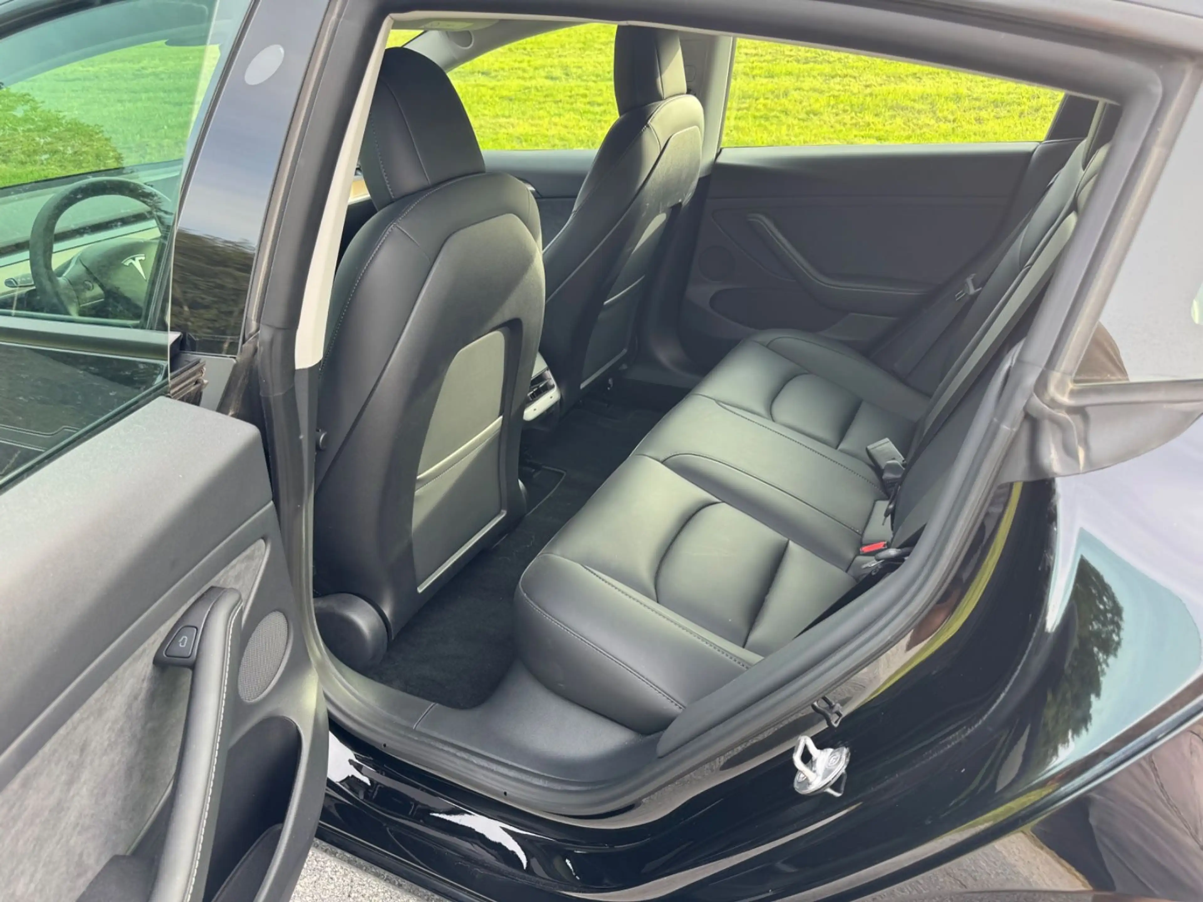 Tesla Model 3 Long Range Dual AWD RYZEN ALLRAD 19"MWST — photo 11