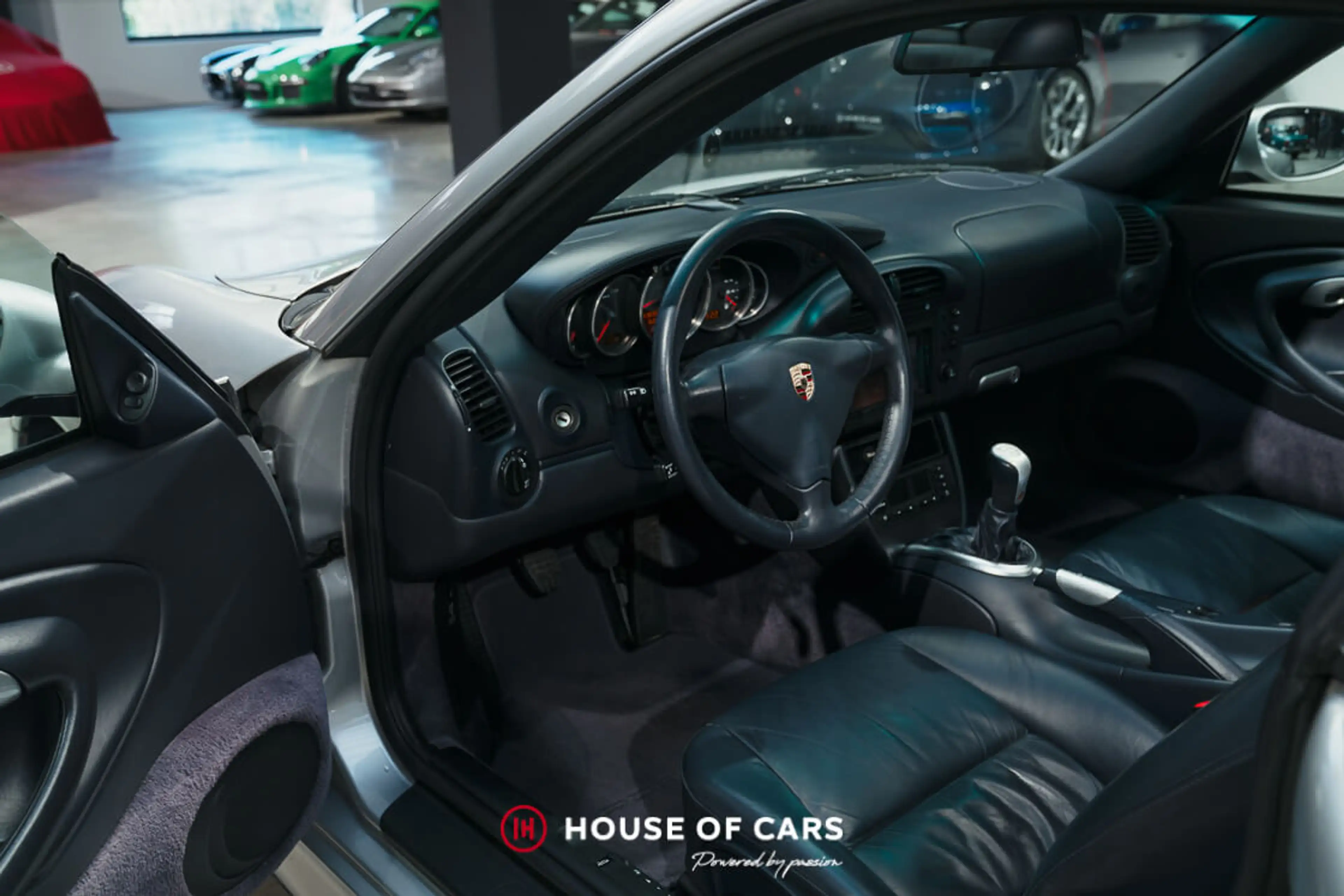 Porsche 996 .2 CARRERA 4S COUPE MANUAL - 1ST PAINT — photo 14