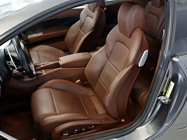Ferrari FF view 13