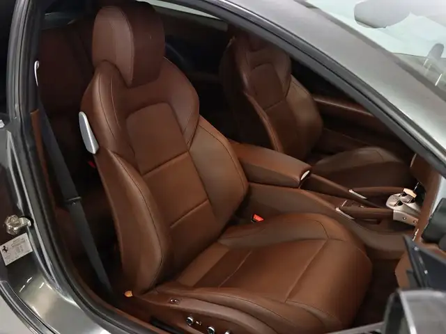 Ferrari FF view 14