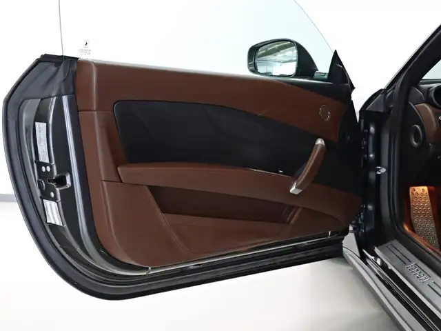 Ferrari FF view 28