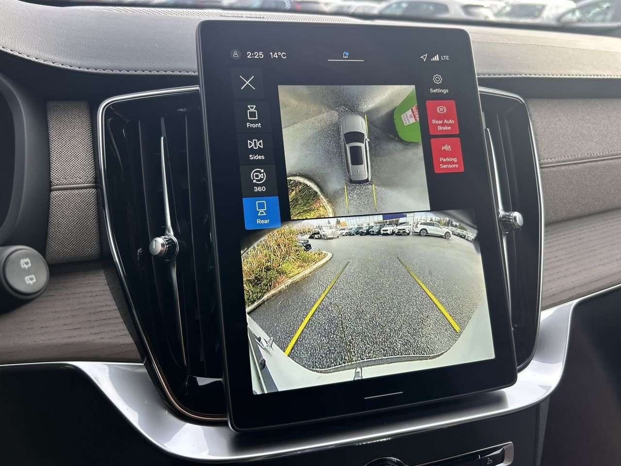 2026 Volvo XC90 Ultra 7-Seater (Bright Theme) Rear Camera Washer | thumb 25