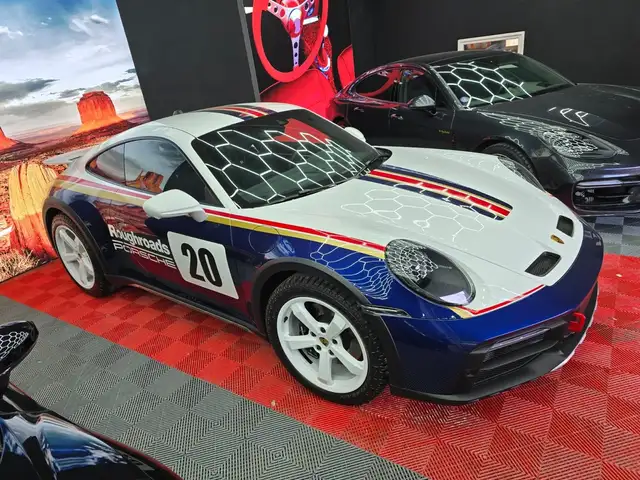 Porsche 992 Dakar