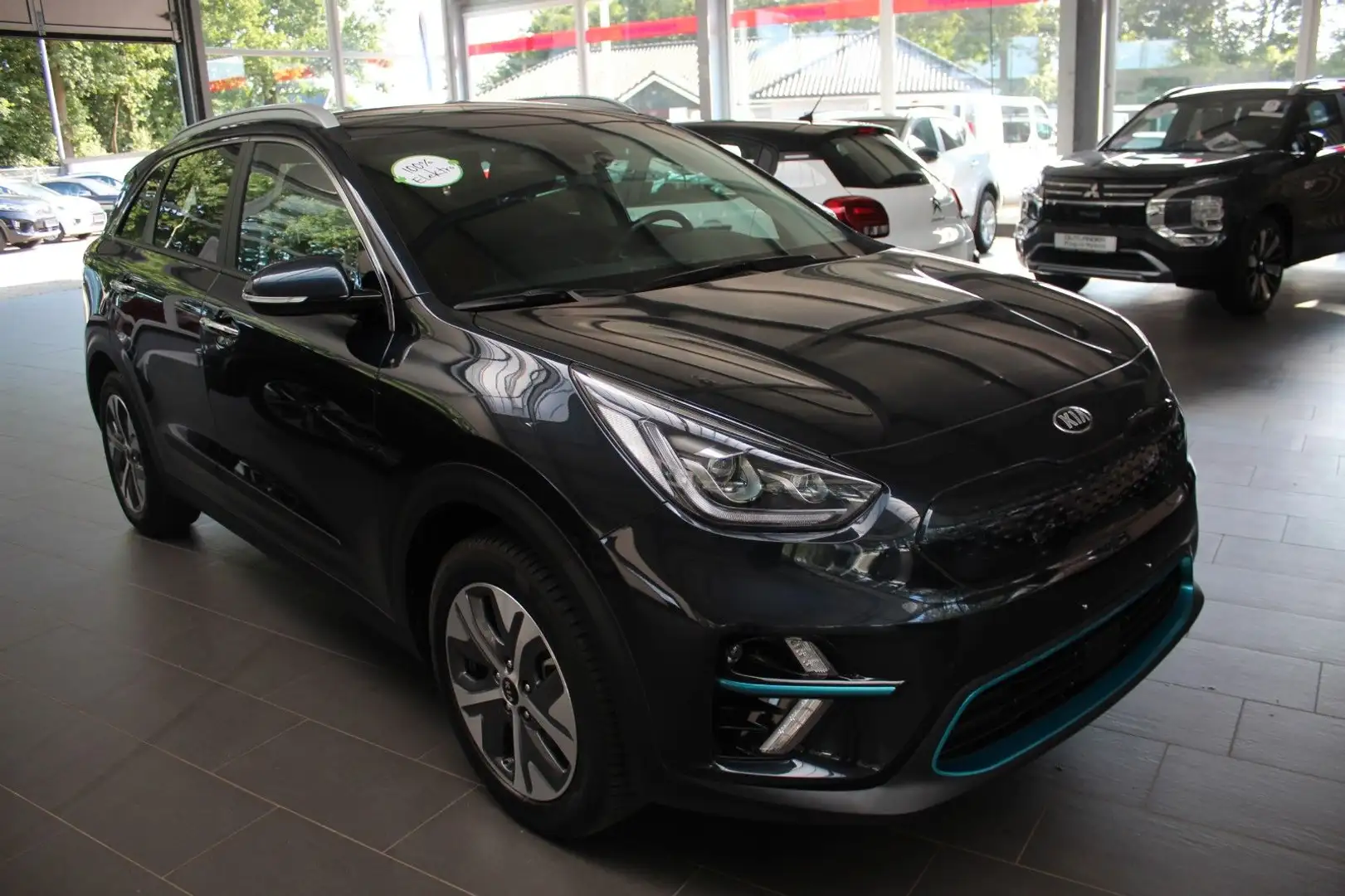 Kia Niro e-Niro Vision 64 kWh(3 Phasen,PLUS+ LED+AHK) Blau - 1