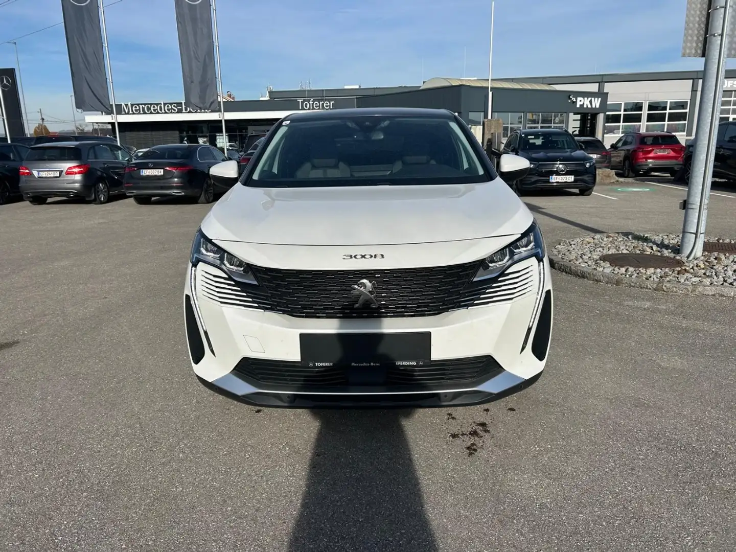 Peugeot PEUGEOT 3008 Allure Aut LED Navi Weiß - 2