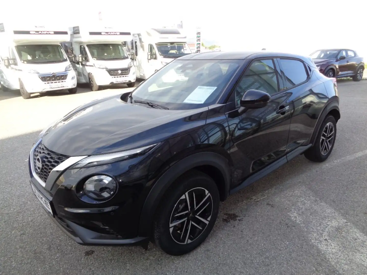 Nissan Juke N-Connecta DIG-T 114PS 7DCT Schwarz - 2
