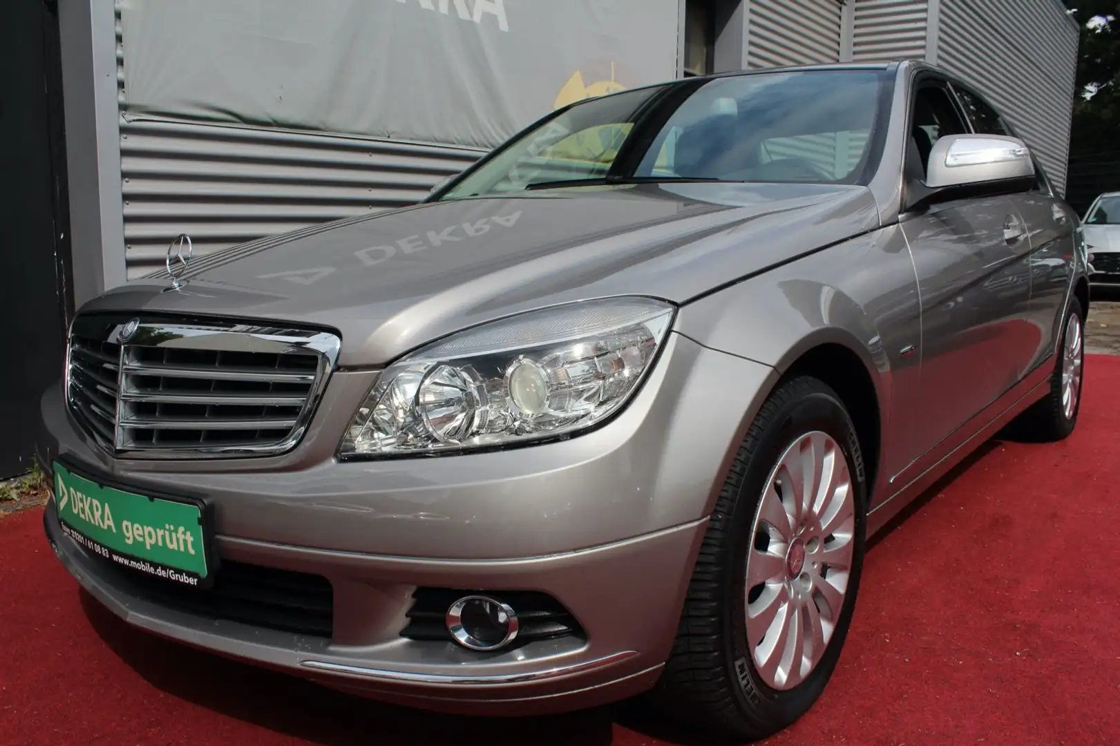 Mercedes-Benz C 200 ELEGANCE AUTOMATIK KLIMA TEMPOMAT ALU 2.Hd Silber - 1