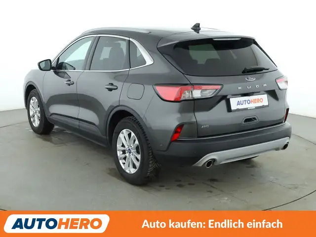 Ford Kuga view 4
