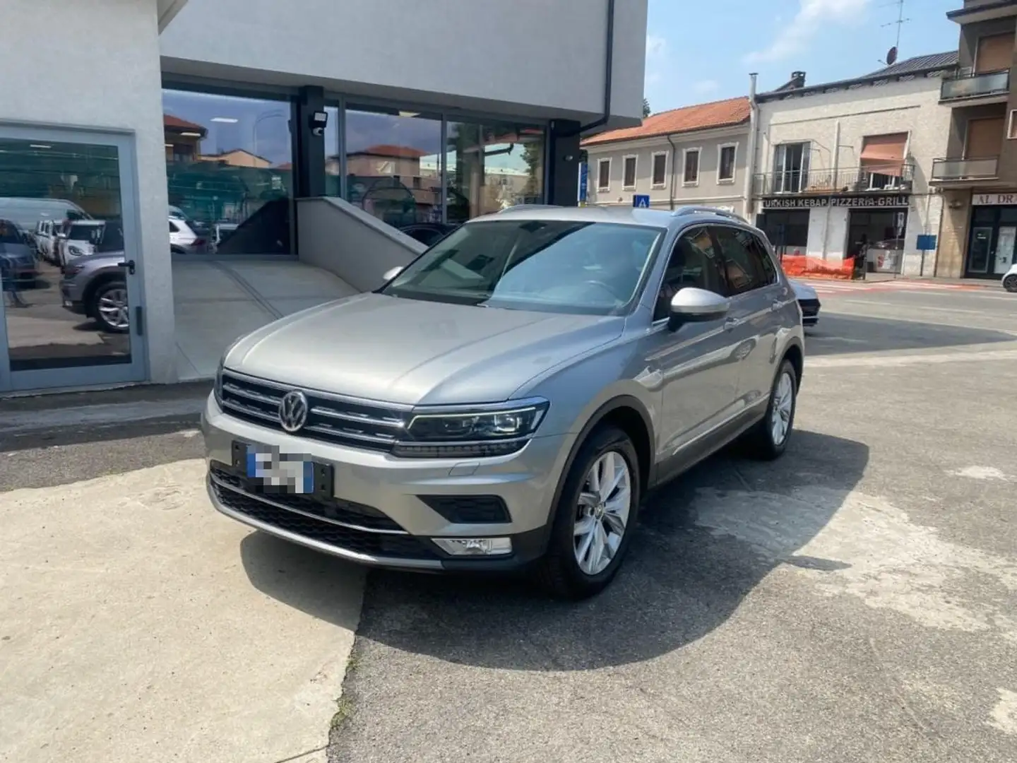 Volkswagen Tiguan 2.0 TDI SCR DSG 4MOTION Executive BMT Grigio - 1