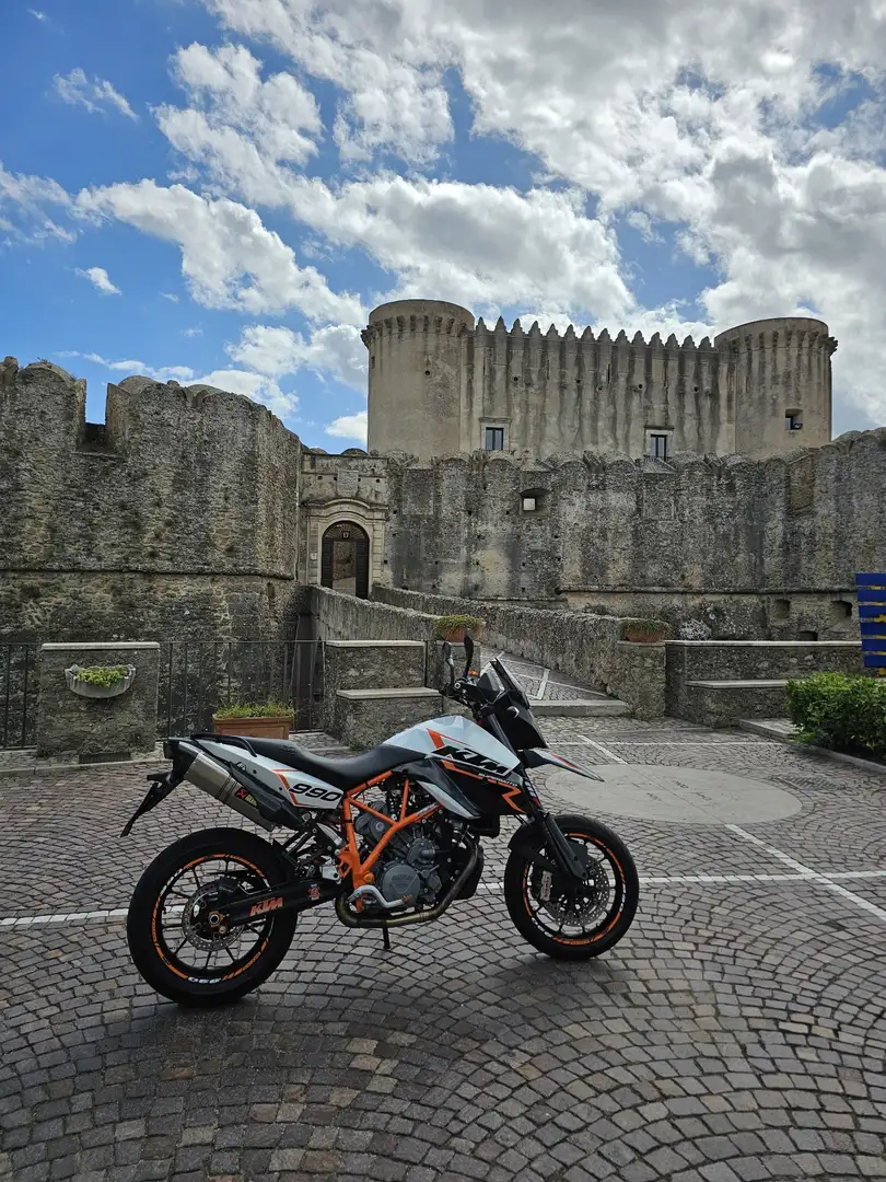 KTM 990 Supermoto R Blanco - 1