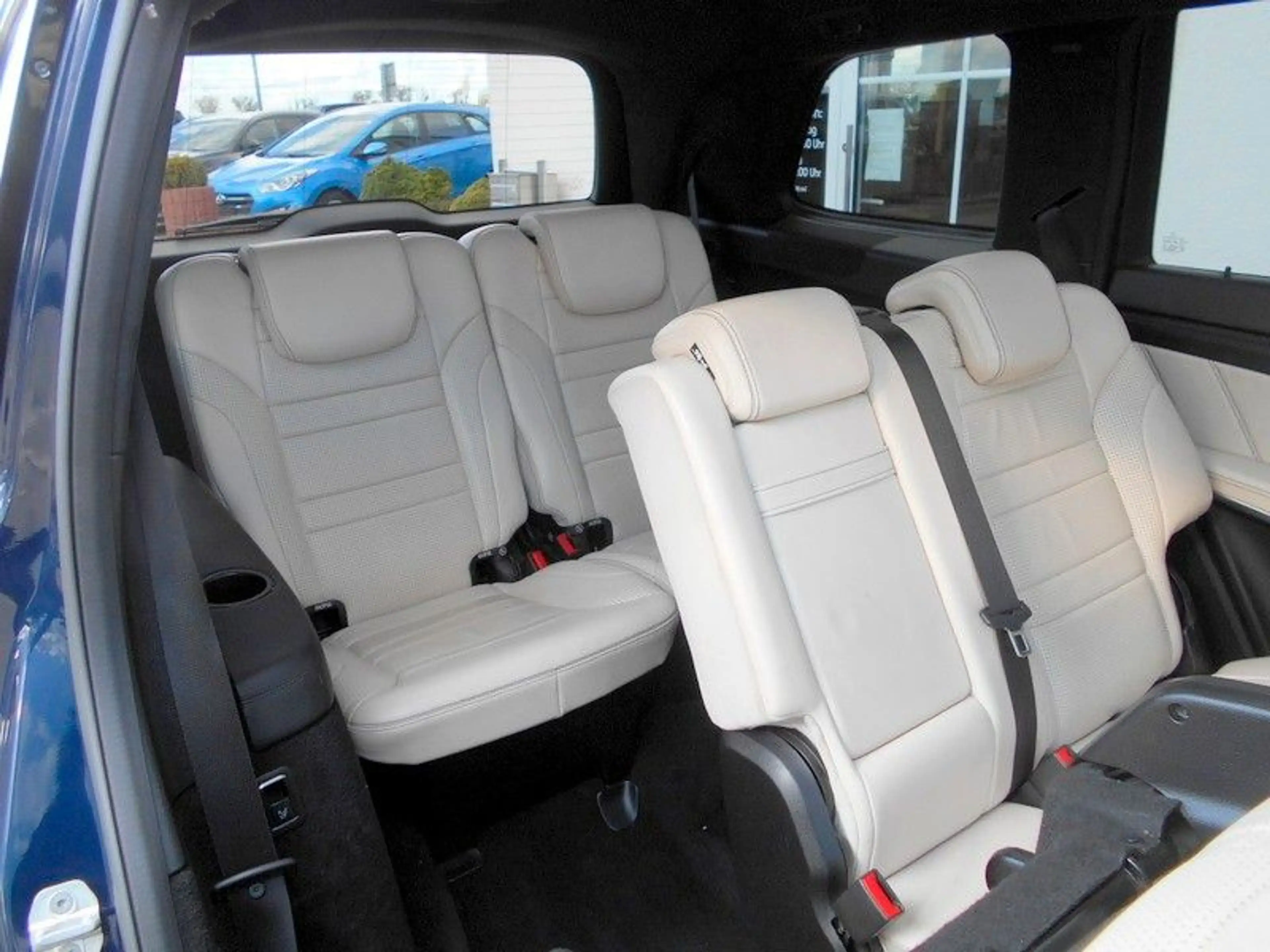 Mercedes-Benz GL 63 AMG 4Matic DESIGNO/NAVI/KEYLESS/PANORAMA — photo 10