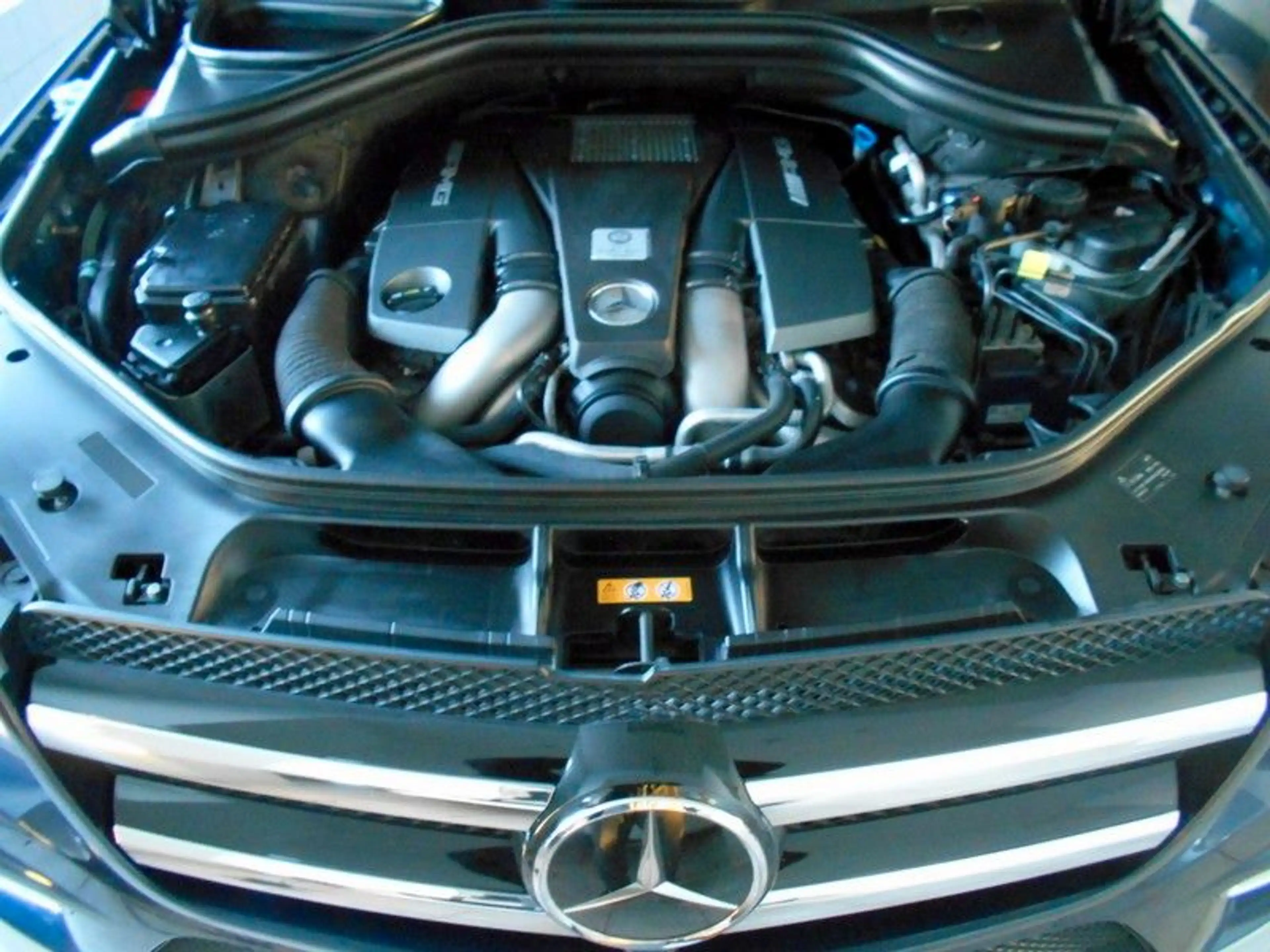 Mercedes-Benz GL 63 AMG 4Matic DESIGNO/NAVI/KEYLESS/PANORAMA — photo 15