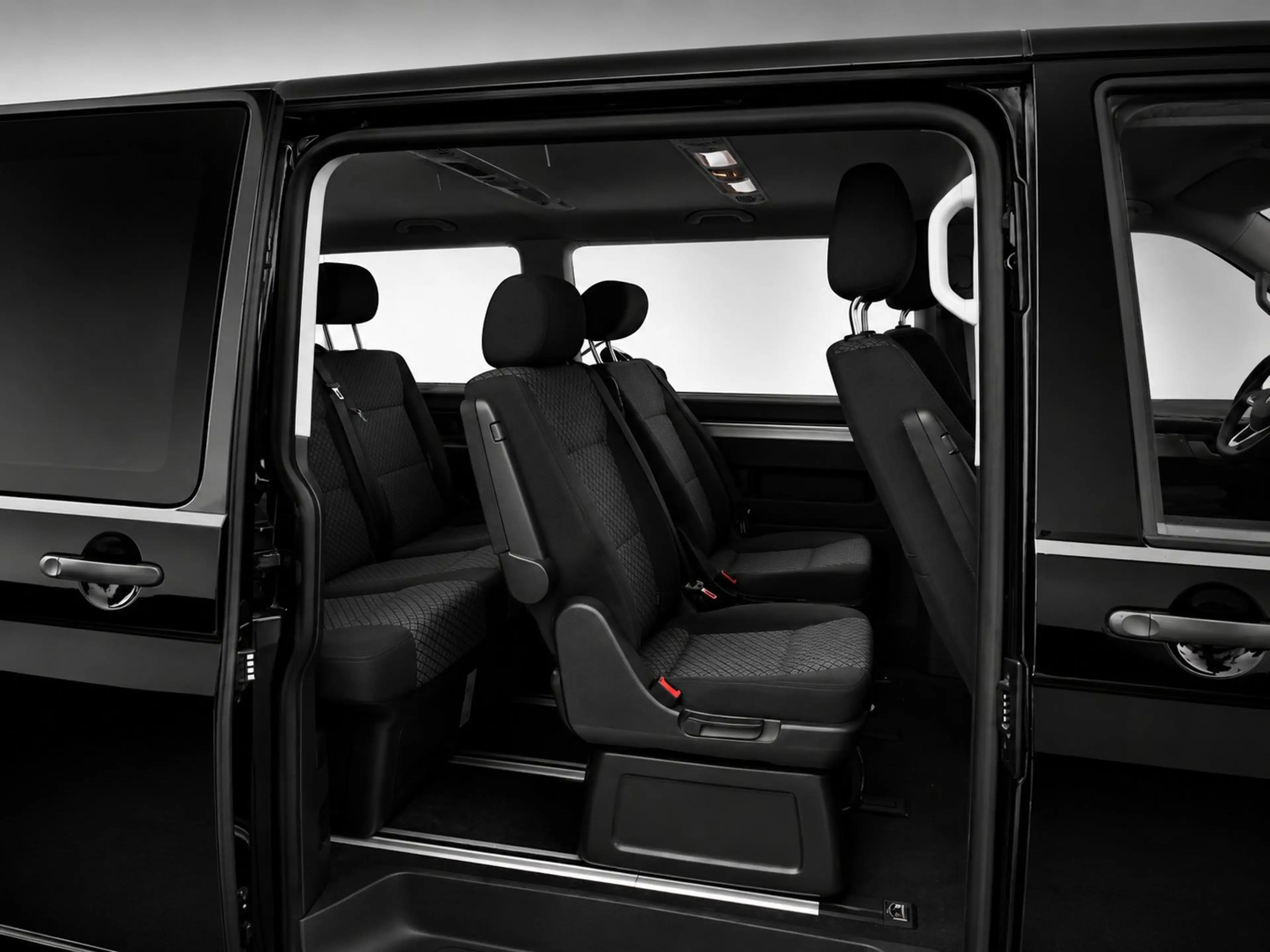 Volkswagen T6.1 Multivan Multivan Trendline FWD/NAVI/LED/SHZ/2xPDC/7 SITZE — photo 11