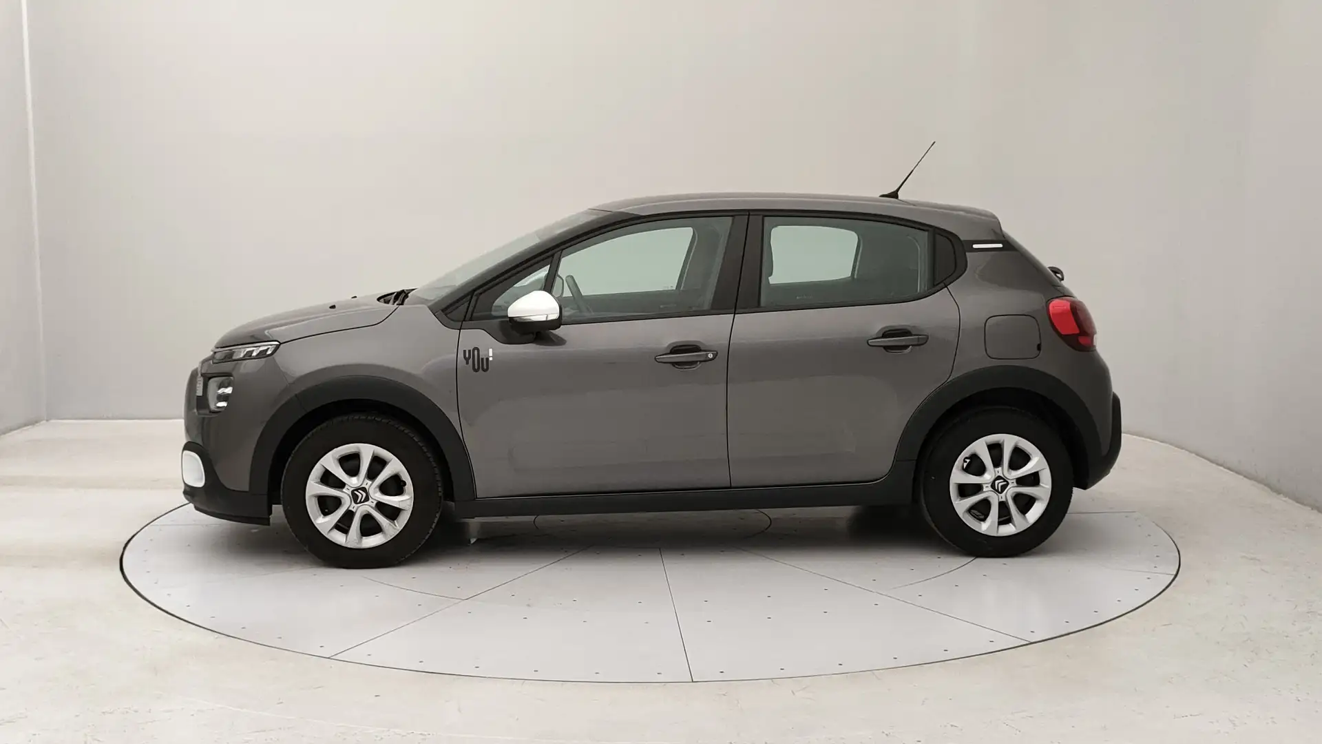 Citroen C3 1.2 PureTech You! Grijs - 2