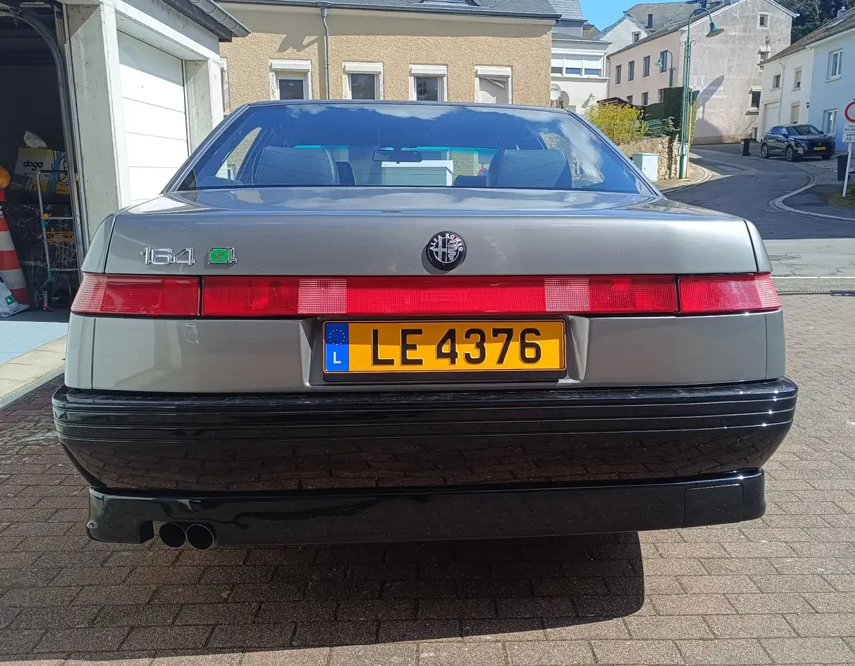 Alfa Romeo 164 3.0 V6, foto 5