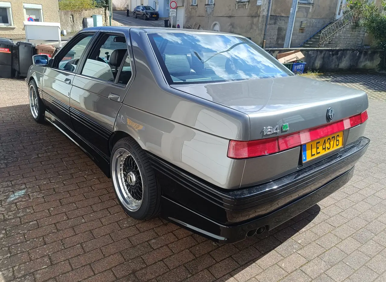 Alfa Romeo 164 3.0 V6, foto 4