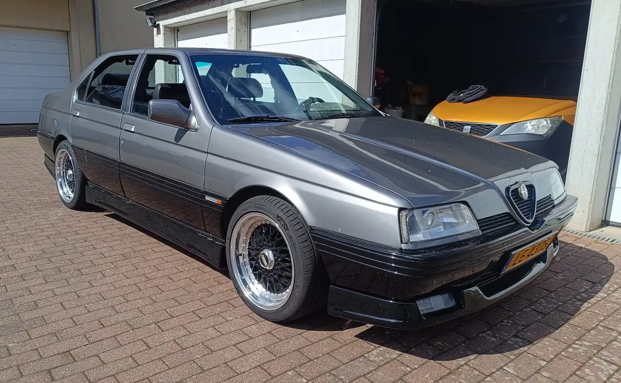 Alfa Romeo 164 3.0 V6, foto 2
