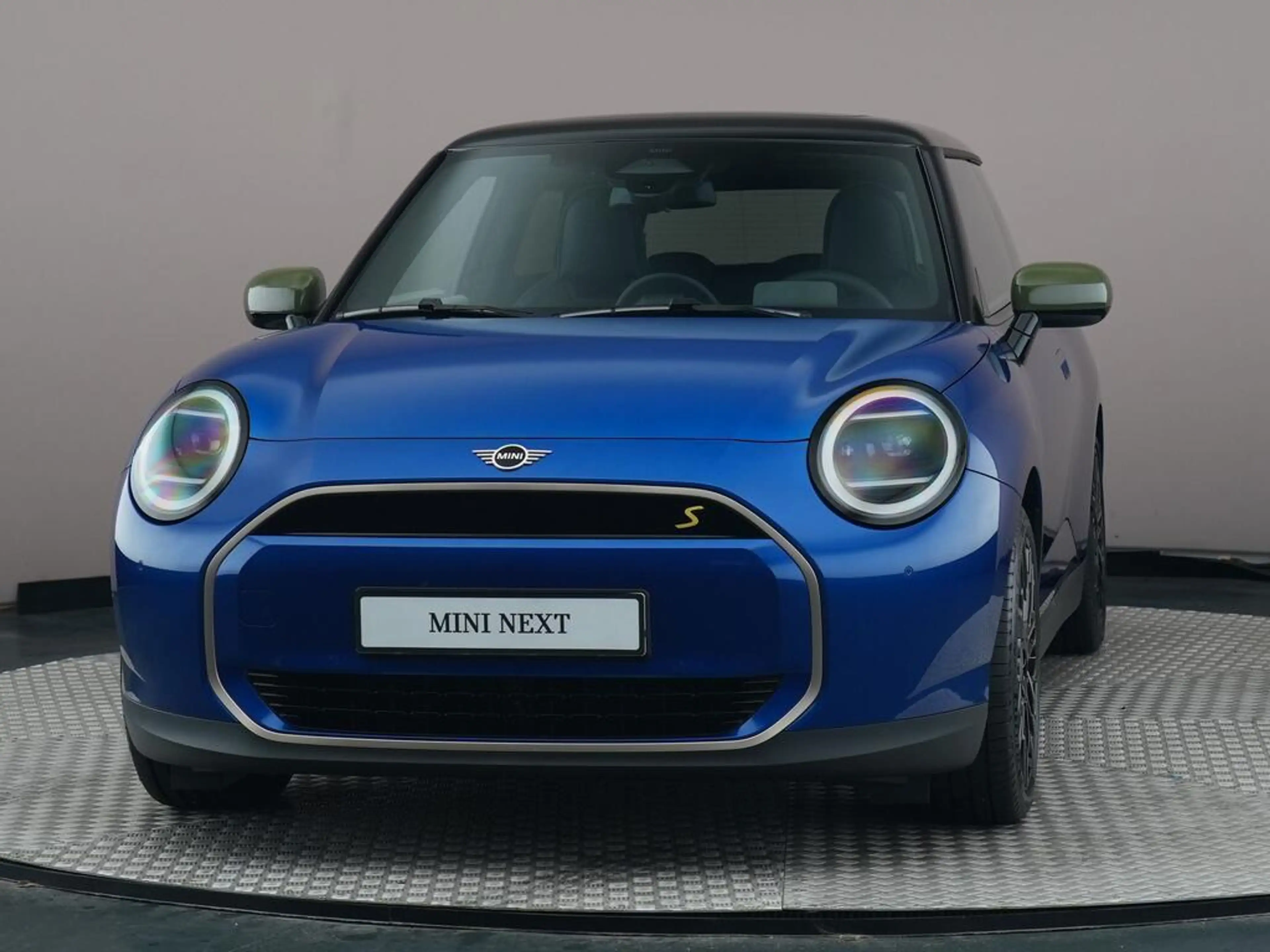 MINI Cooper SE 3-Deurs Favoured M 54.2 kWh — photo 2