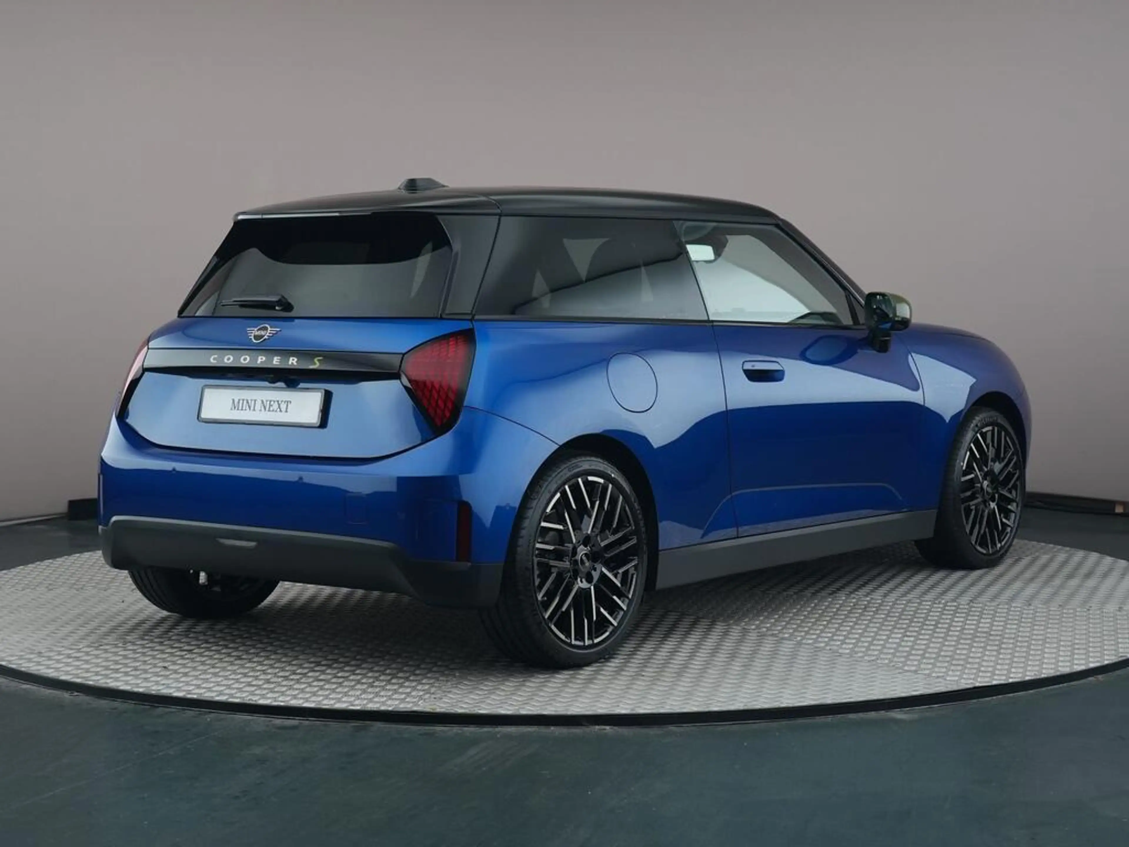 MINI Cooper SE 3-Deurs Favoured M 54.2 kWh — photo 10