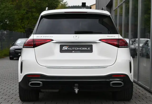 Mercedes-Benz Gle view 4