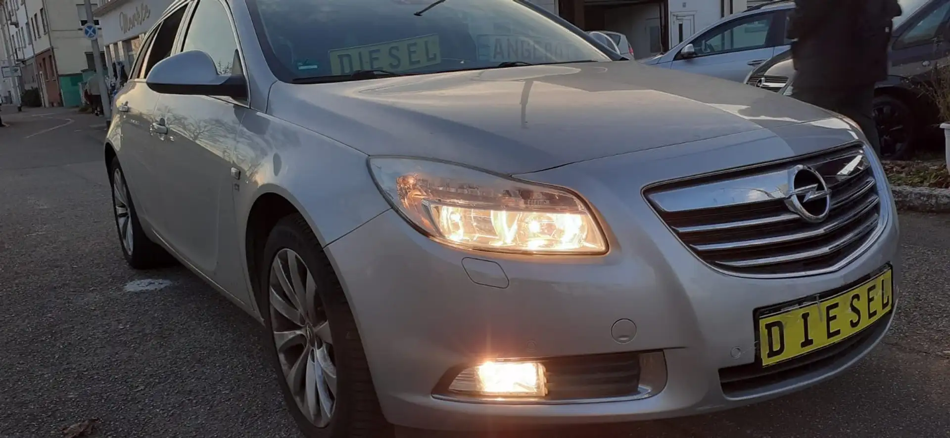 Opel Insignia Insignia Sports Tourer Diesel 2.0 CDTI euro 5 Silber - 1