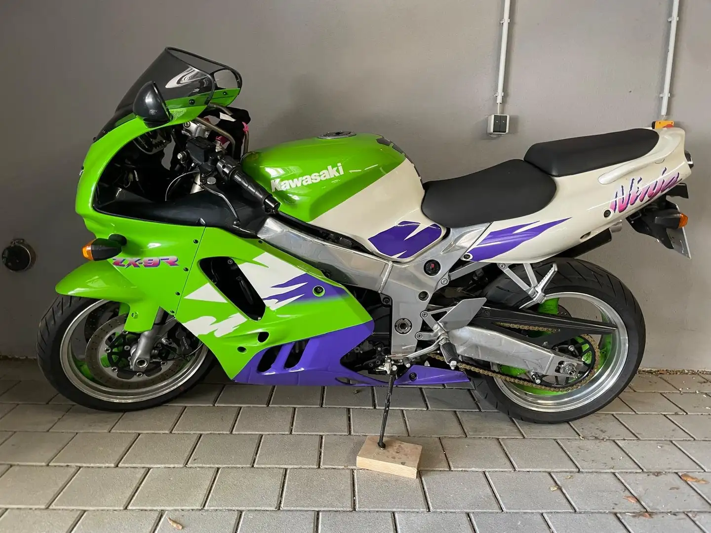 Kawasaki Ninja ZX-9R Ninja zx9r Зелений - 1