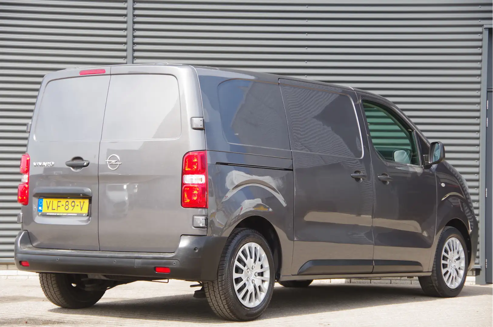 Opel Vivaro 1.5 CDTI L2 120PK, 360 CAMERA, NAVI, CRUISE, AIRCO Gris - 2