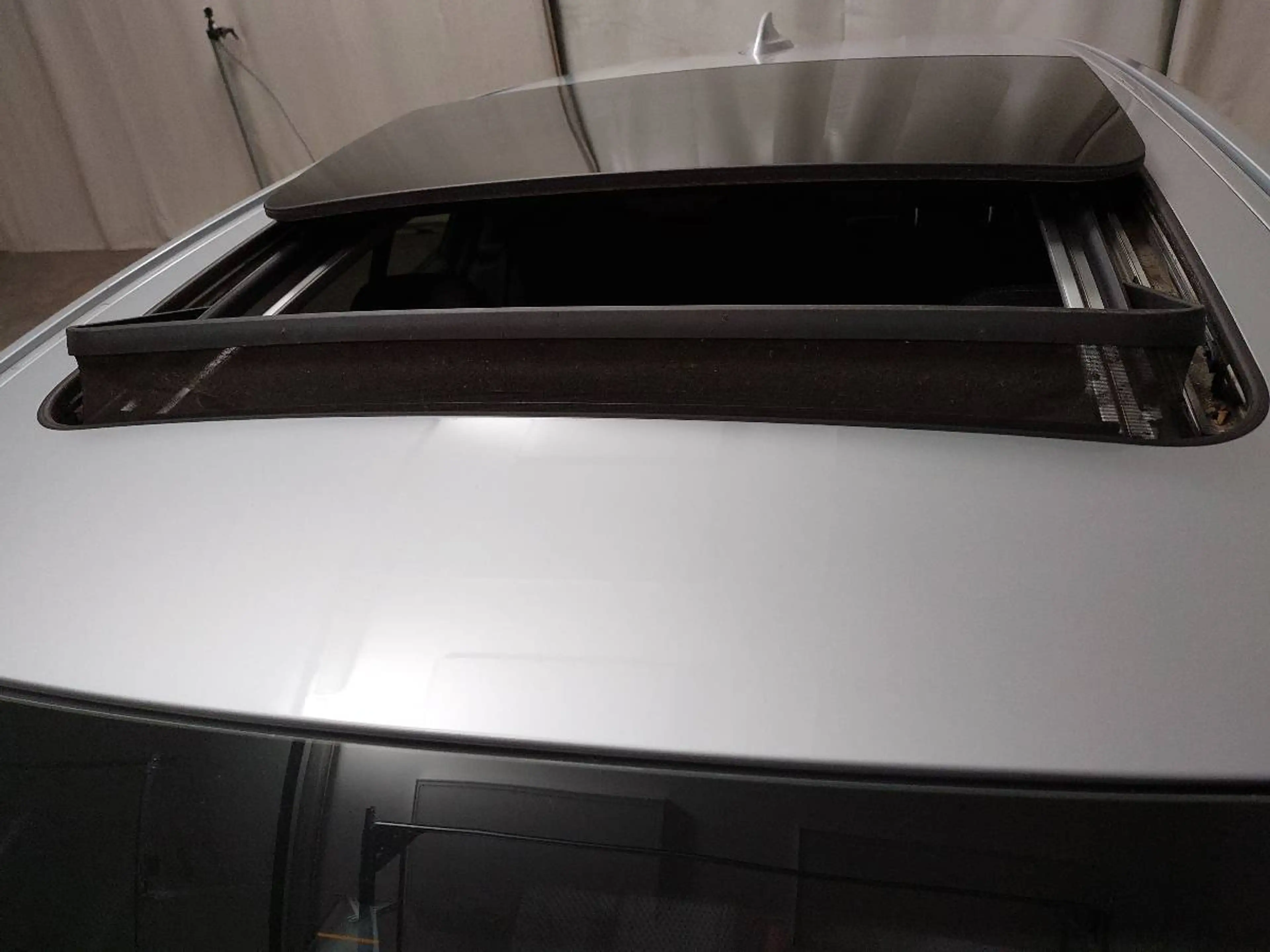 BMW 118 118dA Sport Line Navi LED Pano LC prof. HuD — photo 8