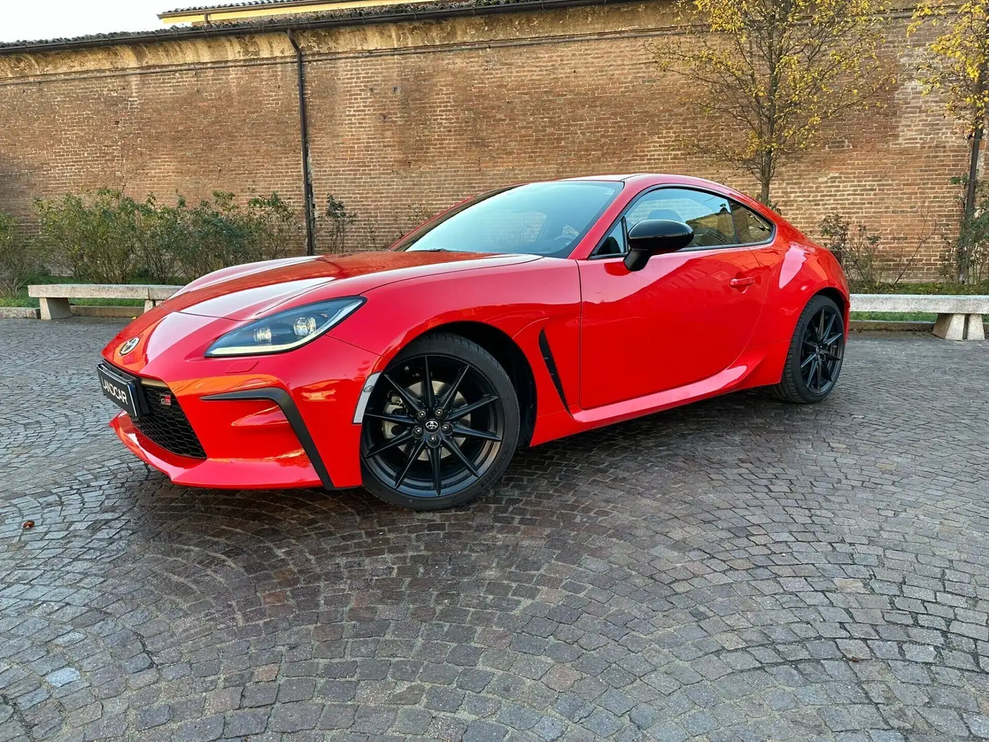 Toyota GR86 PREMIUM Rosso - 1