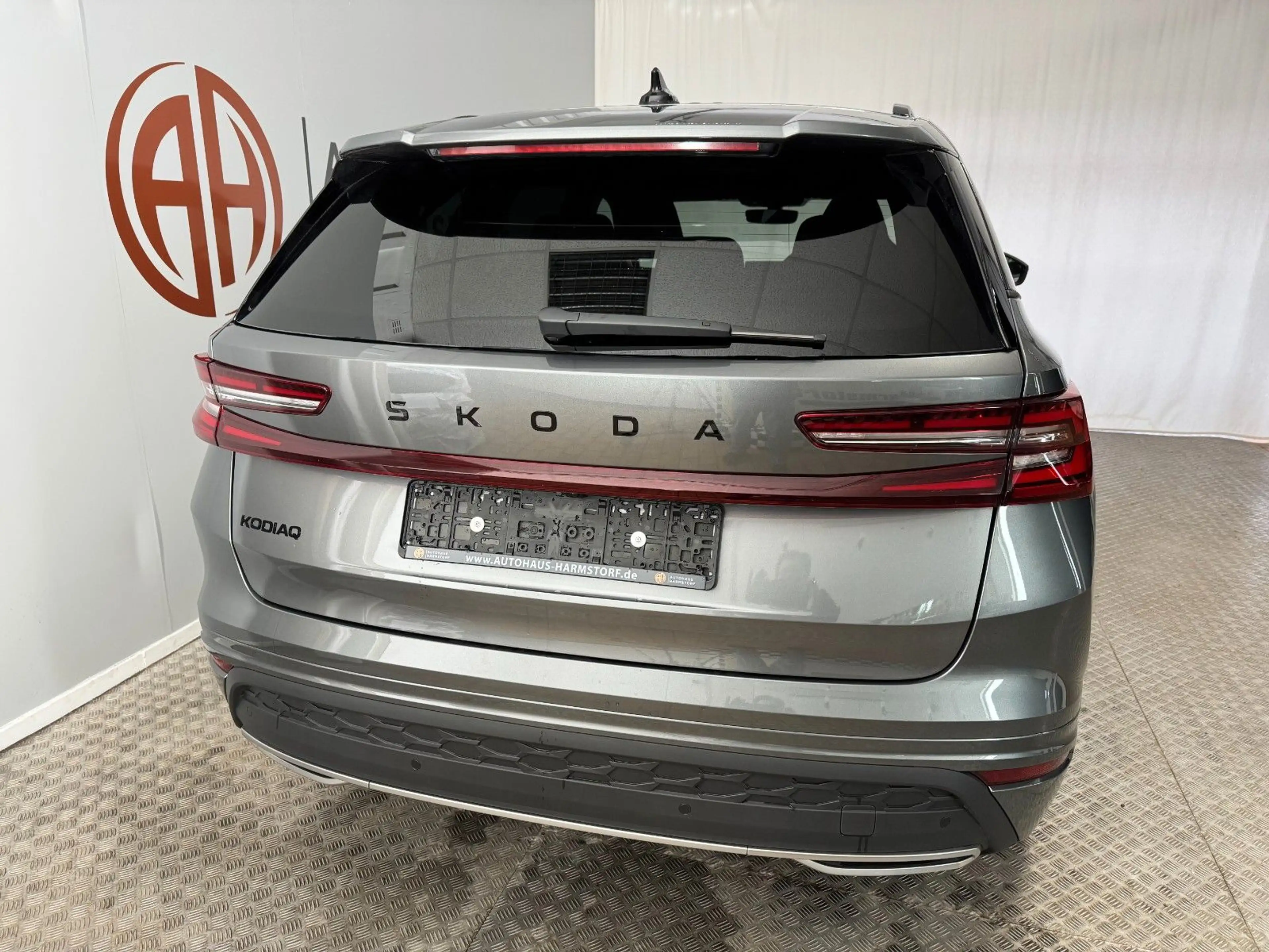 Skoda Kodiaq 1.5 TSI Sportline AHK+Pano+Matrix+7-Sitze — photo 5